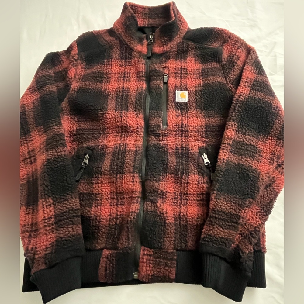 ✨Carhartt Red and Black Sherpa Jacket✨